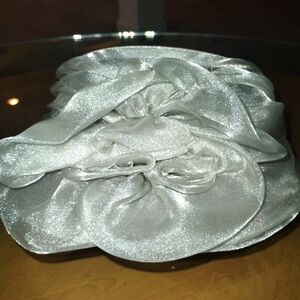 Elegant Silver Floral Hair Accessory